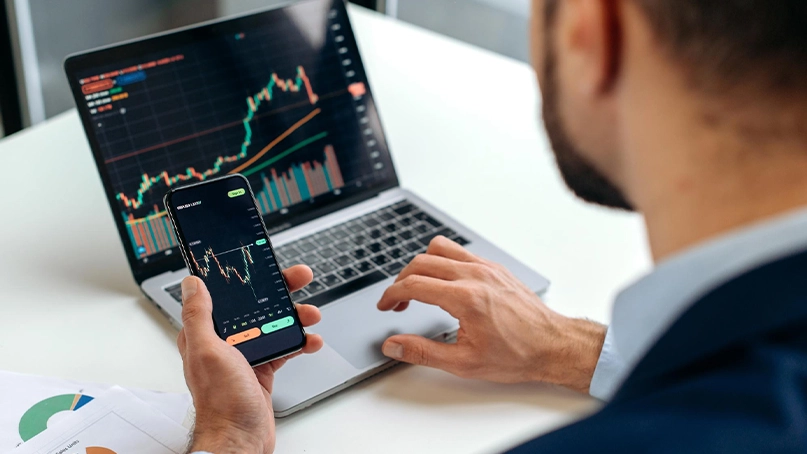 Ruhig Finlore Trading Plattform